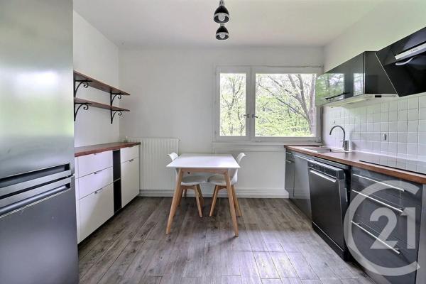 Appartement F4 à vendre  4 pièces - 81,80 m 2   TREMBLAY EN FRANCE  - 93