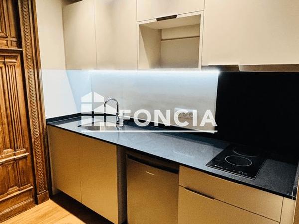 Location Studio 45.72 m² - 72 RUE DE LILLE PORTE B06 Tourcoing 59200