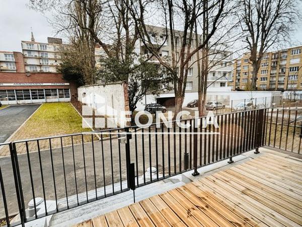 Location Studio 45.72 m² - 72 RUE DE LILLE PORTE B06 Tourcoing 59200