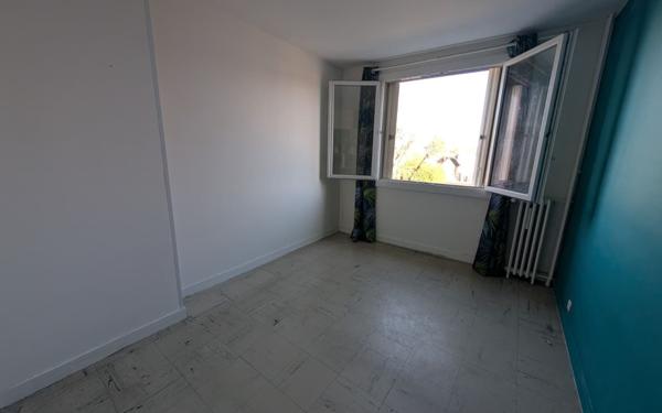 Appartement à vendre    3 pièces • 57,18 m2 Ris-Orangis