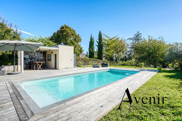 Caluire - Maison contemporaine 277 m² (5 chambres) - Terrain 1530 m² Caluire et cuire Caluire - Maison contemporaine 277 m² (5 chambres) - Terrain 1530 m² Caluire et cuire