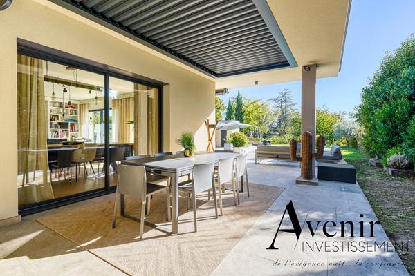 Caluire - Maison contemporaine 277 m² (5 chambres) - Terrain 1530 m² Caluire et cuire Caluire - Maison contemporaine 277 m² (5 chambres) - Terrain 1530 m² Caluire et cuire