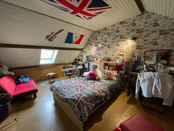 Maison familiale - MONTRICHARD - 140 m² - 5 chambres