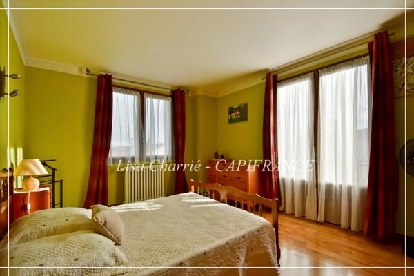 Maison à vendre 6 pièces de 170 m2 habitables proche du HOUGA (32) sur 1714 m2 de terrain