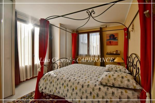 Maison à vendre 6 pièces de 170 m2 habitables proche du HOUGA (32) sur 1714 m2 de terrain