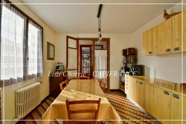 Maison à vendre 6 pièces de 170 m2 habitables proche du HOUGA (32) sur 1714 m2 de terrain