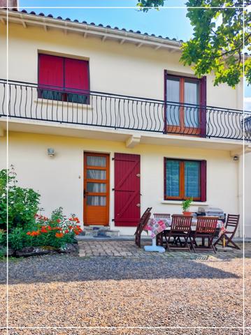 Maison à vendre 6 pièces de 170 m2 habitables proche du HOUGA (32) sur 1714 m2 de terrain