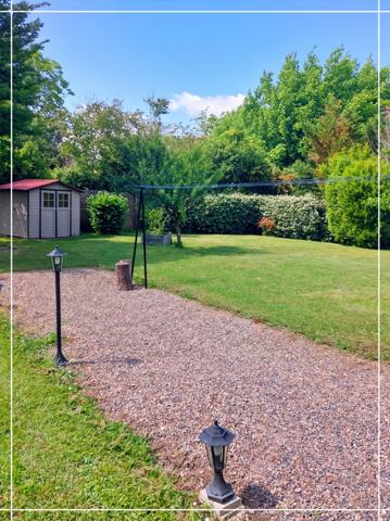 Maison à vendre 6 pièces de 170 m2 habitables proche du HOUGA (32) sur 1714 m2 de terrain