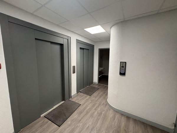 Bureaux à louer 145 m2 proche gare à Orléans