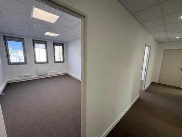 Bureaux à louer 145 m2 proche gare à Orléans