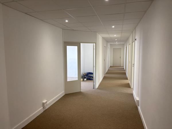 Bureaux à louer 145 m2 proche gare à Orléans