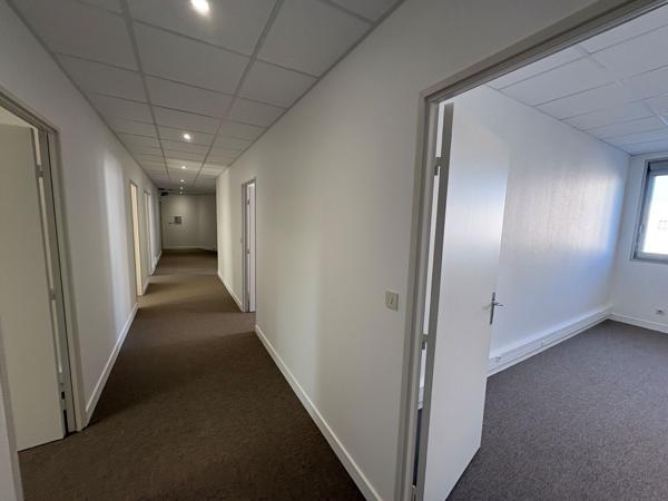 Bureaux à louer 145 m2 proche gare à Orléans