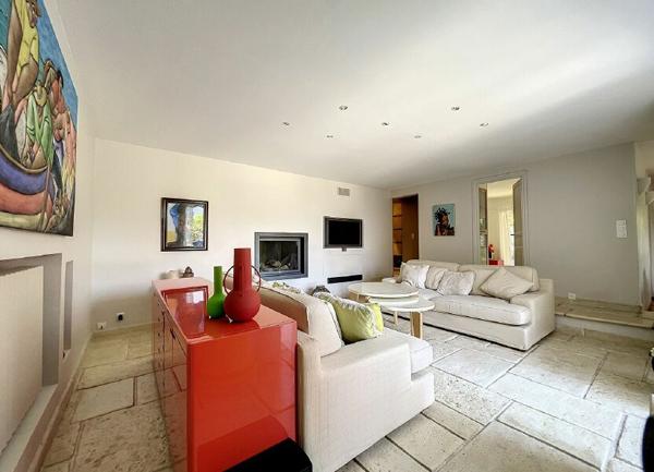 Maison à vendre    7 pièces •  Colomars