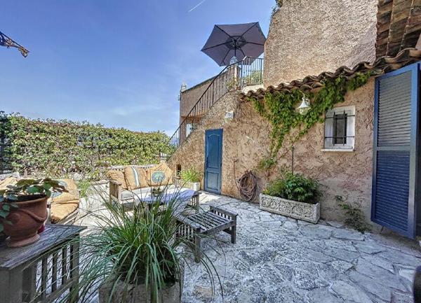 Maison à vendre    7 pièces •  Colomars