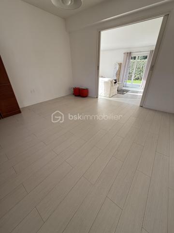 Maison de 215 m²