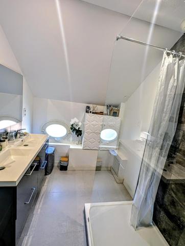 MAISON POITIERS, 100M², 3 CHAMBRES, JARDIN.