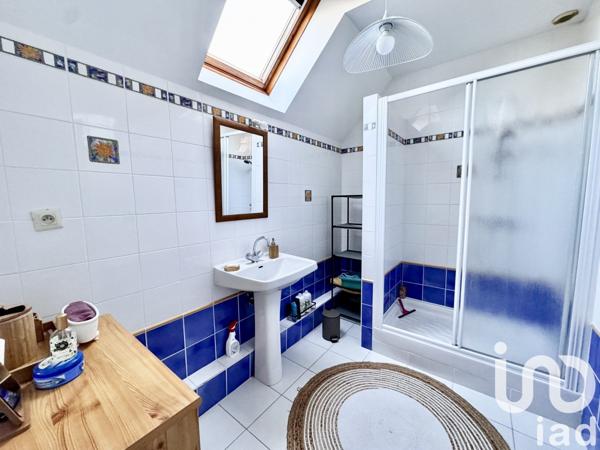 Maison traditionnelle 5 pièces de 146 m² à Loire-Authion (49250)