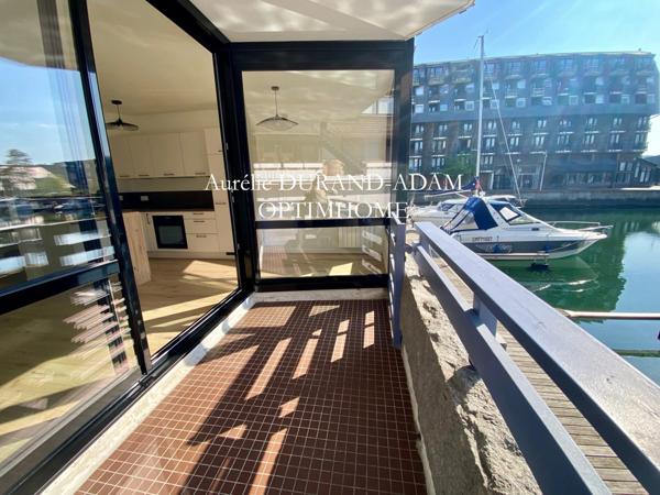 À vendre – Marina rénovée T2 en duplex à Deauville : une bulle de confort en bord de Mer