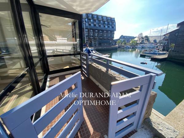 À vendre – Marina rénovée T2 en duplex à Deauville : une bulle de confort en bord de Mer