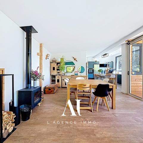 Maison De 172 m2 Avec Vue Montagne, Yourte De 50 M² Et Terrain De 1 674 M²