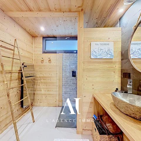 Maison De 172 m2 Avec Vue Montagne, Yourte De 50 M² Et Terrain De 1 674 M²