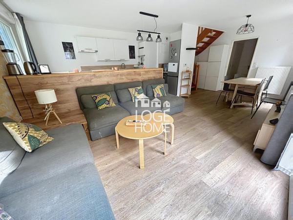 Maison t4 semi individuel, 3chambres, jardin et un stationnement