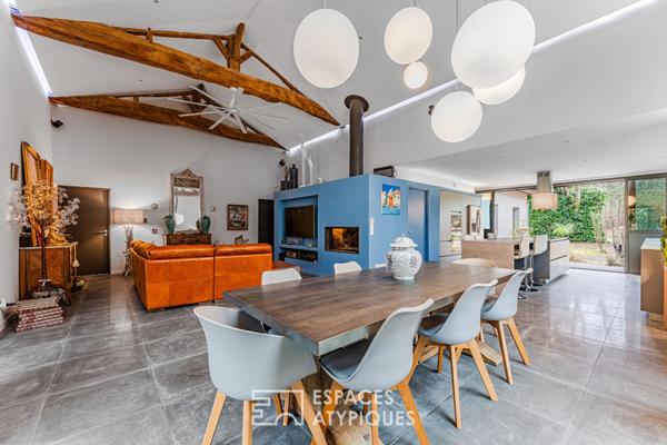 Maison entre architecture de verre et pinède