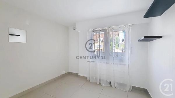 Appartement F2 à vendre  2 pièces - 30,06 m 2   NEUILLY SUR MARNE  - 93