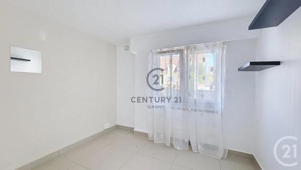 Appartement F2 à vendre  2 pièces - 30,06 m 2   NEUILLY SUR MARNE  - 93