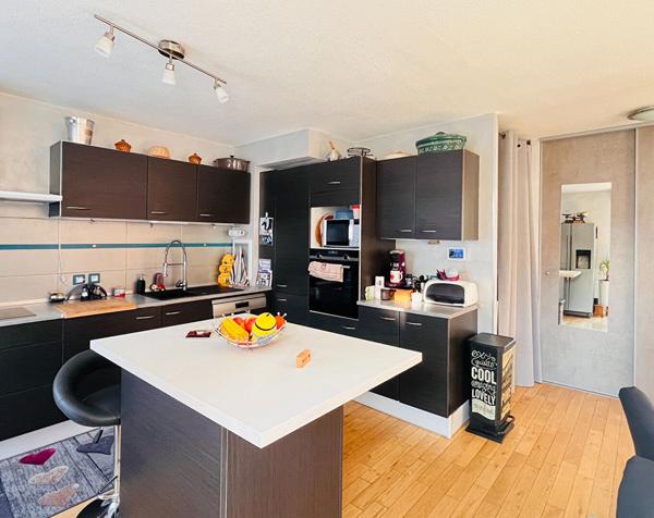 Appartement - 4 pièces - 93 m²