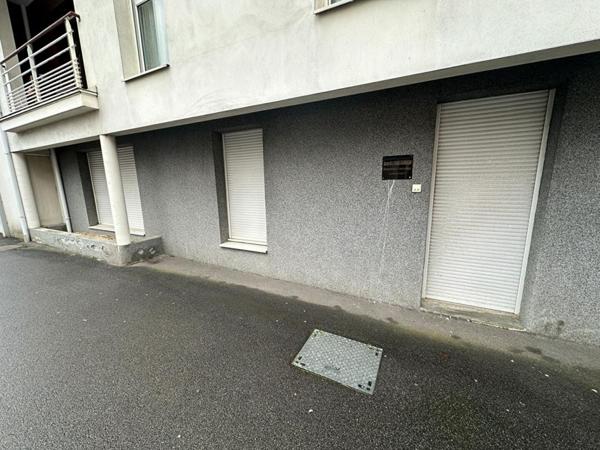 Local professionnel ou appartement  Sainte Luce Sur Loire 2 pièce(s) 48 m2