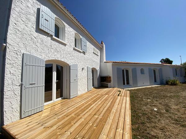 À 400 m de la plage - Maison de charme sur 1 000 m² de terrain
