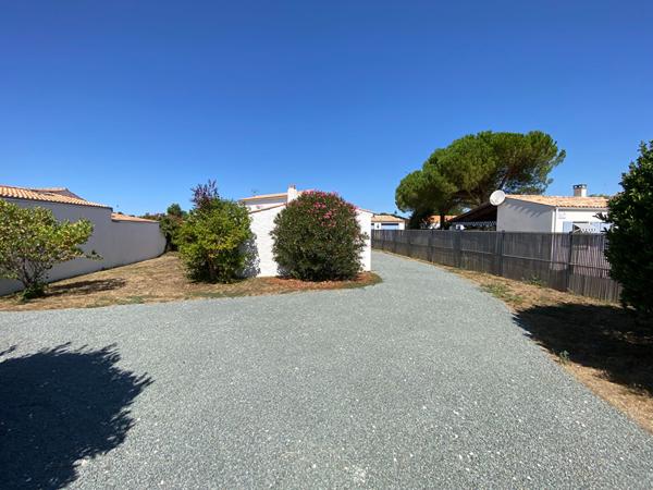 À 400 m de la plage - Maison de charme sur 1 000 m² de terrain