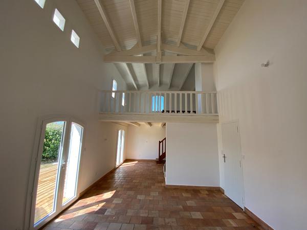 À 400 m de la plage - Maison de charme sur 1 000 m² de terrain