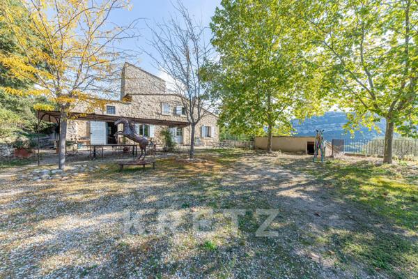 Ancienne Ferme entièrement rénovée de 700 m²  à Gréoux-les-Bains
