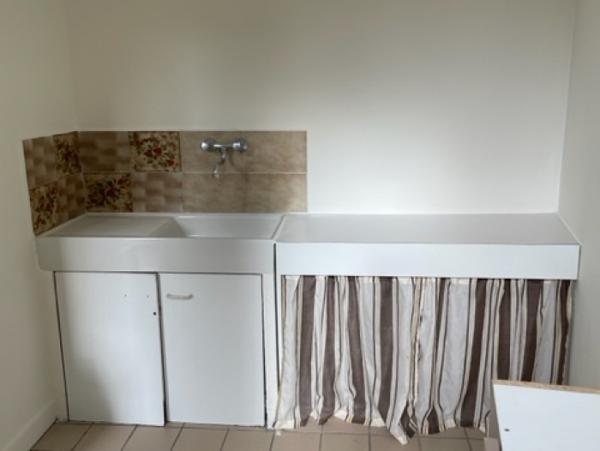 Location Bureau 3 pièces Parthenay (79200)