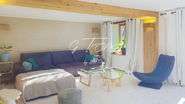 Un cadre sublime, un charme fou, une rénovation haut de gamme : le coup de cœur assuré.