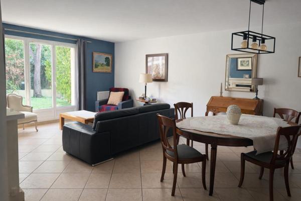 Maison 5 pièces-piscine-jardin-garage