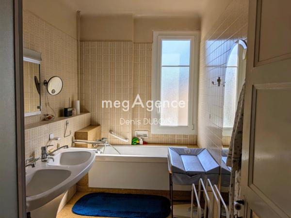 Maison à ALENCON, 61000 - 12 pièces 286m²