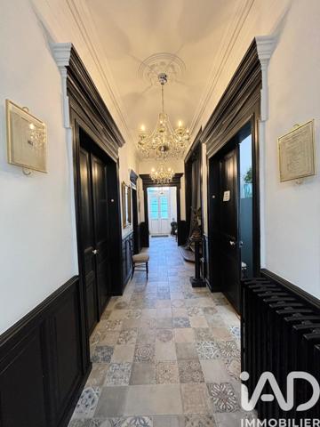 Maison à vendre 11 pièces 309 m² Châteauroux