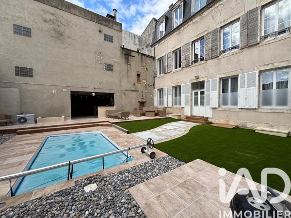Maison à vendre 11 pièces 309 m² Châteauroux