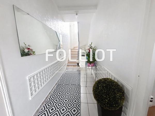 Maison spacieuse 8 pièces à vendre à Dives-sur-Mer - Réf 144418