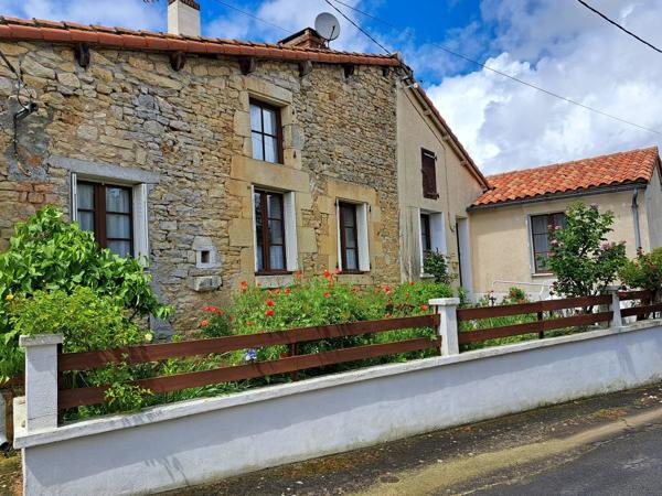 Maison de village confortable, pleine de charme et de caractère