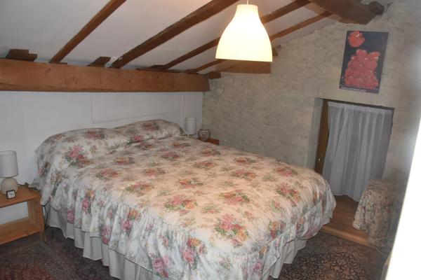 Maison de village confortable, pleine de charme et de caractère