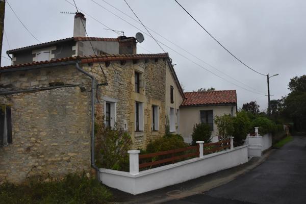 Maison de village confortable, pleine de charme et de caractère