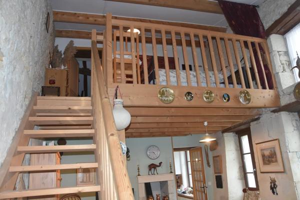 Maison de village confortable, pleine de charme et de caractère