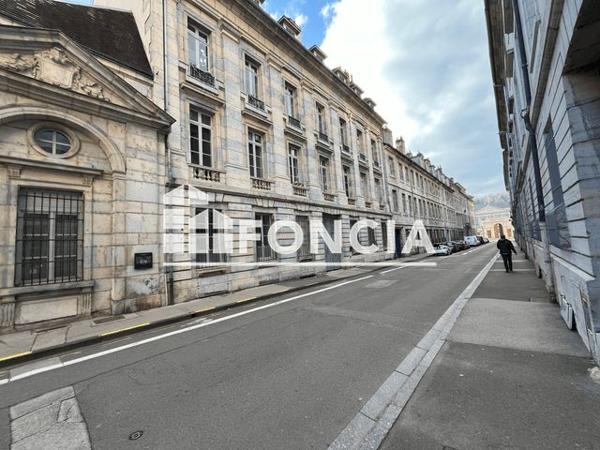 Location Appartement 2 pièces 49.97 m² - 21 RUE DE LA PREFECTURE Besancon 25000