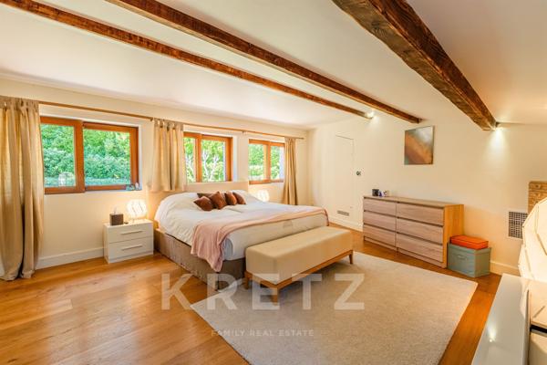 MOUGINS DOMAINE SECURISE : VILLA FAMILIALE 7 CHAMBRES
