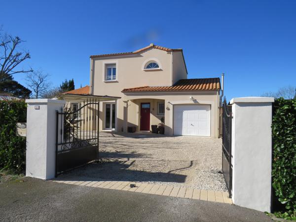 Spacieuse maison dans un charmant village