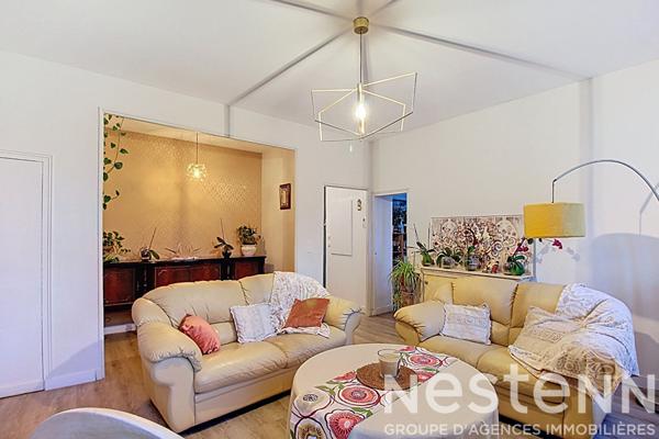 A VENDRE A DRAGUIGNAN SUPERBE APPARTEMENT T3 SPACIEUX de 100 m² en centre ville